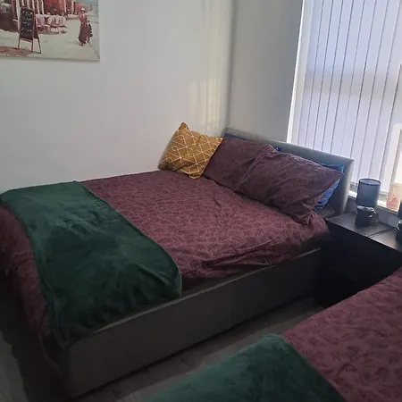 Stefanos 3 Bedroom House Sleeps 10-2